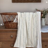 couverture bébé tendres rayures fleuri bleu