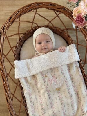 couverture bébé tendres rayures fleuri rose