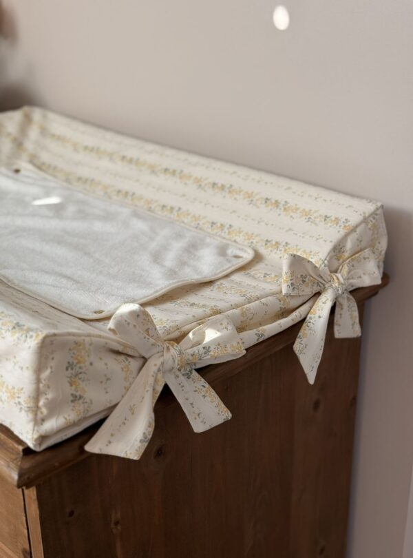 housse de matelas à langer rayures fleuri jaune