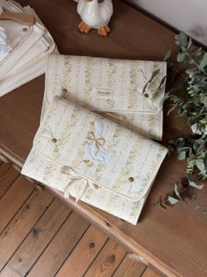 matelas à langer nomade tendres rayures jaune