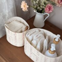 panières de rangement rayé fleuri rose tendre rayures