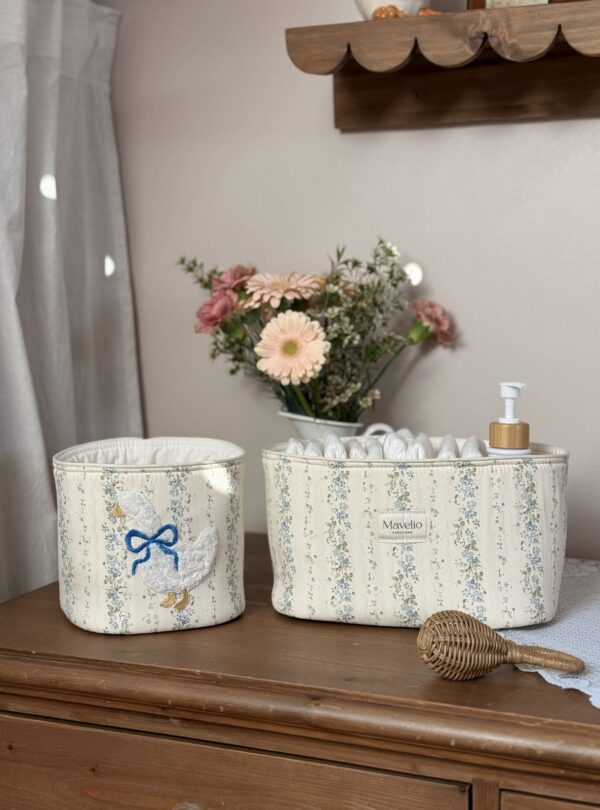 panières de rangement tendres rayures fleuri broderie oie bleu
