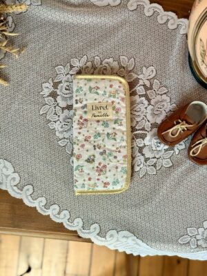 protège livret de famille matelassé jardin d été