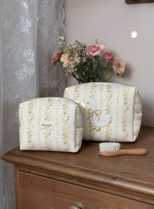 trousse de toilette rayures fleuri jaune broderie oie